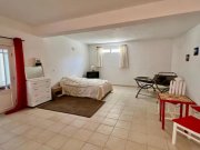 Lagkada bei Makry Gialos MIT BESICHTIGUNGSVIDEO! Kreta, Makry Gialos: 4-Zimmer-Erdgeschosswohnung in Strandnähe zu verkaufen Wohnung kaufen